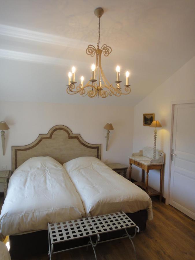 Bed and Breakfast Les Terres De Saint Hilaire Ollières Exterior foto